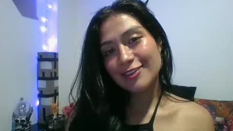 Snapshot of heavencute chatting on 02-04-25, 09:52 Heaven online show from 02-04-25, 09:52