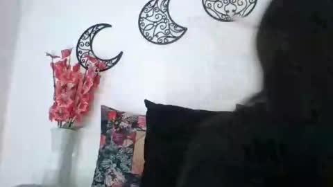 Snapshot of heavencute chatting on 02-28-25, 12:21 Heaven online show from 02-28-25, 12:21