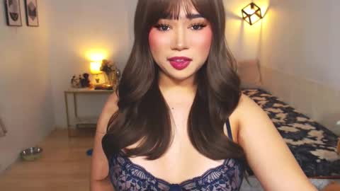 Snapshot of heavenlyyum chatting on 12-06-24, 06:48 Heaven online show from 12-06-24, 06:48