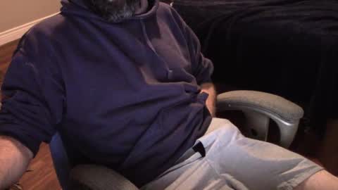 Snapshot of heavilyhung chatting on 12-03-24, 06:26 John online show from 12-03-24, 06:26