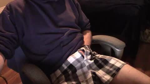 Snapshot of heavilyhung chatting on 02-18-25, 04:37 John online show from 02-18-25, 04:37