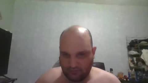 Snapshot of heavy_rebellxc chatting on 12-16-24, 09:14 Heavy Rebell online show from 12-16-24, 09:14