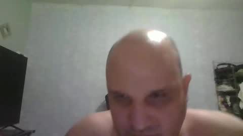 Snapshot of heavy_rebellxc chatting on 12-30-24, 06:20 Heavy Rebell online show from 12-30-24, 06:20