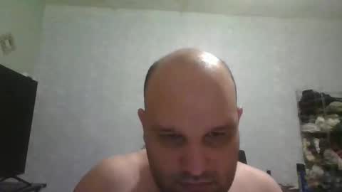 Snapshot of heavy_rebellxc chatting on 01-14-25, 07:59 Heavy Rebell online show from 01-14-25, 07:59