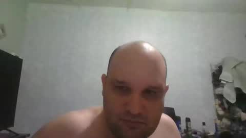 Snapshot of heavy_rebellxc chatting on 01-19-25, 07:36 Heavy Rebell online show from 01-19-25, 07:36
