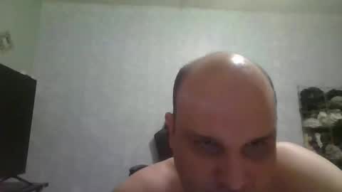 Snapshot of heavy_rebellxc chatting on 01-26-25, 06:07 Heavy Rebell online show from 01-26-25, 06:07