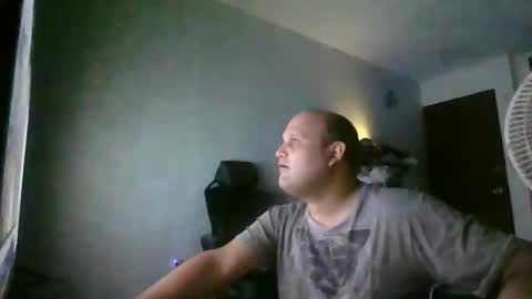 Snapshot of heavy_rebellxc chatting on 01-27-25, 04:41 Heavy Rebell online show from 01-27-25, 04:41