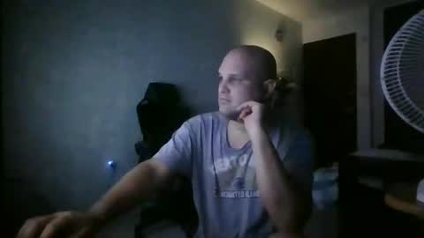 Snapshot of heavy_rebellxc chatting on 02-25-25, 07:09 Heavy Rebell online show from 02-25-25, 07:09
