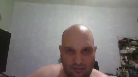 Snapshot of heavy_rebellxc chatting on 03-01-25, 06:24 Heavy Rebell online show from 03-01-25, 06:24