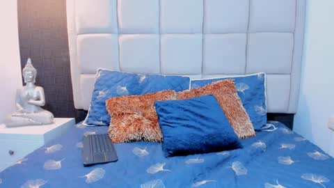 Keira Hecate online show from 12-22-24, 05:32