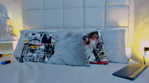 Keira Hecate online show from 11-04-25, 09:03