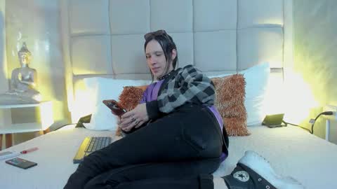 Keira Hecate online show from 02-02-26, 07:56