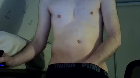 Snapshot of hefelin chatting on 12-13-25, 09:20 hefelin online show from 12-13-25, 09:20