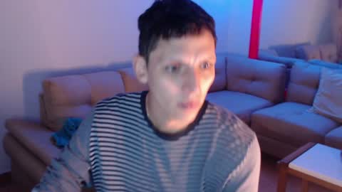 Snapshot of hefesto_69 chatting on 01-05-25, 12:09 hefesto_69 online show from 01-05-25, 12:09