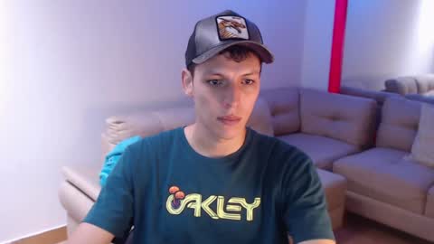 Snapshot of hefesto_69 chatting on 01-08-25, 08:18 hefesto_69 online show from 01-08-25, 08:18