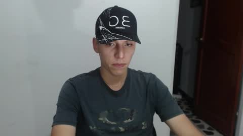 Snapshot of hefesto_69 chatting on 11-08-25, 11:47 hefesto_69 online show from 11-08-25, 11:47