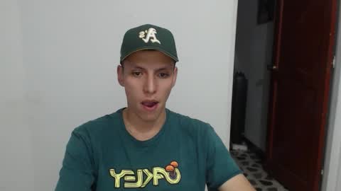 Snapshot of hefesto_69 chatting on 11-12-25, 02:56 hefesto_69 online show from 11-12-25, 02:56