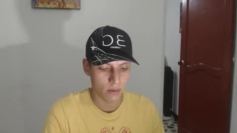 Snapshot of hefesto_69 chatting on 11-29-25, 11:08 hefesto_69 online show from 11-29-25, 11:08