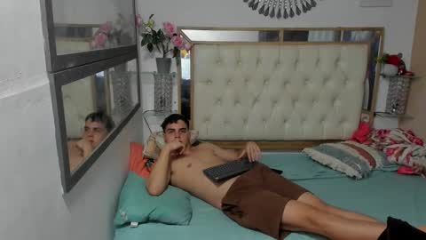 heiker_ online show from 10-30-25, 03:19