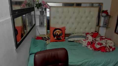 heiker_ online show from 12-01-25, 02:38