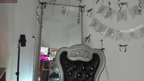 Hela   Independent model online show from 06-13-26, 03:04