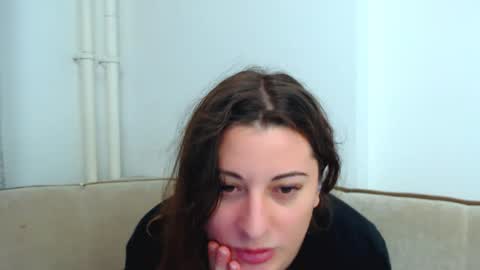 helen_adams_ online show from 12-11-24, 04:39