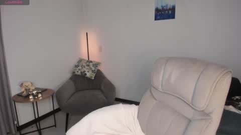 helen_miller online show from 01-23-25, 12:14