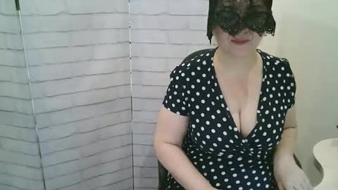 Helen online show from 01-17-26, 05:56