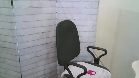 Helen online show from 02-25-26, 05:06