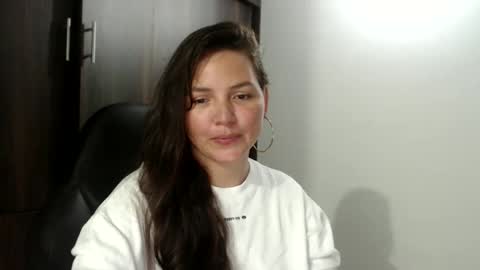 helena online show from 10-15-25, 10:54
