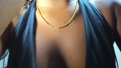 HELENA COPPER online show from 12-16-24, 04:13