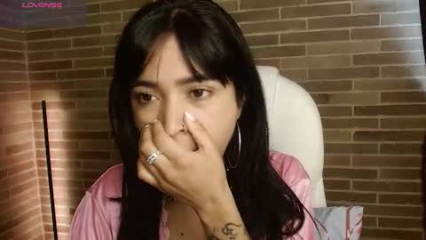 Snapshot of helenacyruss666 chatting on 01-17-26, 11:15 Only 18 cyrus online show from 01-17-26, 11:15