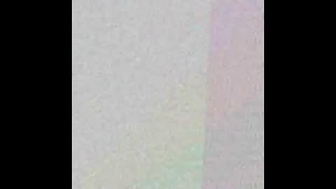 Snapshot of helenebird chatting on 12-20-24, 08:01   online show from 12-20-24, 08:01