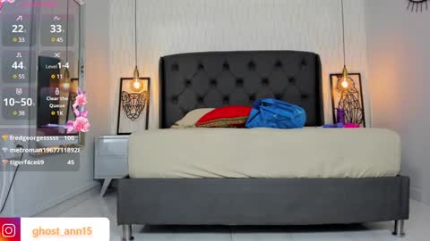 Snapshot of helenebird chatting on 12-28-24, 11:59   online show from 12-28-24, 11:59