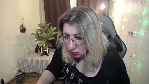 helenenigma online show from 01-29-25, 05:30