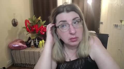 helenenigma online show from 02-20-25, 01:46