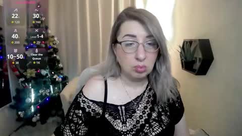 Snapshot of helenenigma chatting on 01-15-26, 07:50 helenenigma online show from 01-15-26, 07:50