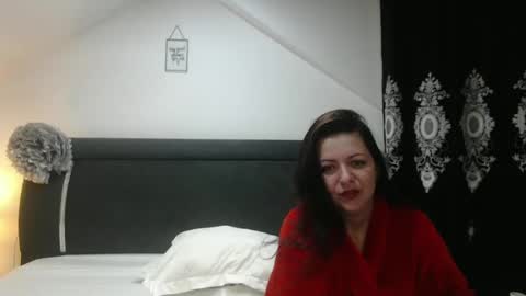 Snapshot of helenhh chatting on 03-06-25, 10:20 helenhh online show from 03-06-25, 10:20