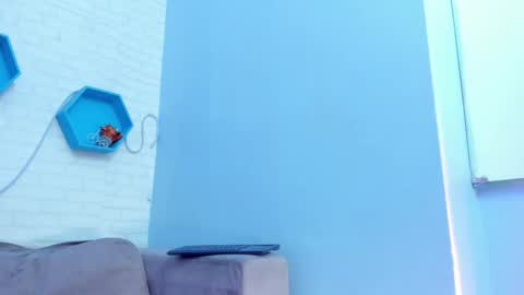    online show from 02-18-25, 02:16