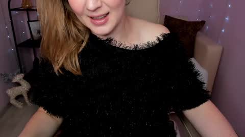 Helen online show from 12-08-24, 01:56