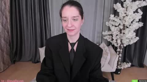 Helen online show from 03-12-25, 12:15