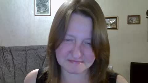 Snapshot of helgacharming chatting on 06-17-26, 12:02 helgacharming online show from 06-17-26, 12:02