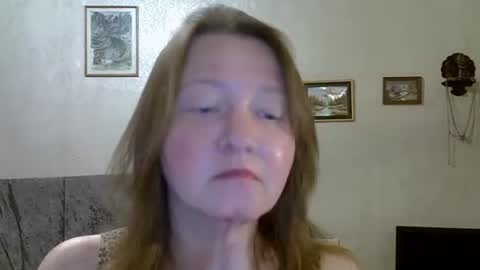 Snapshot of helgacharming chatting on 06-28-26, 10:16 helgacharming online show from 06-28-26, 10:16