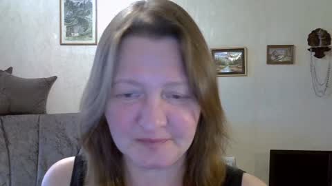 Snapshot of helgacharming chatting on 07-10-26, 02:49 helgacharming online show from 07-10-26, 02:49