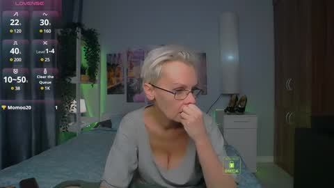Snapshot of helgahimmele chatting on 12-04-24, 07:12 Helga online show from 12-04-24, 07:12