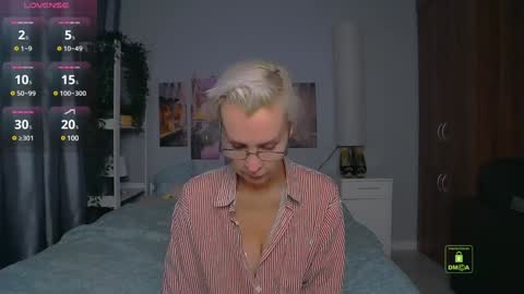 Snapshot of helgahimmele chatting on 12-12-24, 04:32 Helga online show from 12-12-24, 04:32