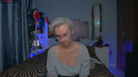 Snapshot of helgahimmele chatting on 01-05-25, 12:42 Helga online show from 01-05-25, 12:42