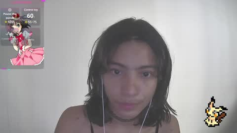 Helia Transfem and Amy online show from 02-08-25, 07:49