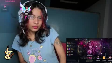 Helia Transfem and Amy online show from 11-19-25, 11:32