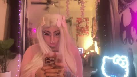 Bunnie Rotz online show from 02-23-25, 06:07